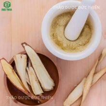 Quy trình nghiền bột cam thảo thủ công đảm bảo độ nguyên chất