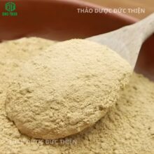 Cận cảnh độ mịn của bột cam thảo bắc tại Thảo Dược Đức Thiện