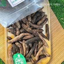 Chuối hột rừng khô sạch, mùi thơm đặc trưng, chuyên dùng để ngâm rượu thuốc trị đau lưng nhức mỏi.