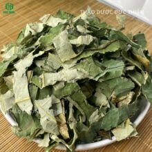 Cận cảnh lá sen khô thái nhỏ, sạch sẽ dùng để hãm trà giảm cân