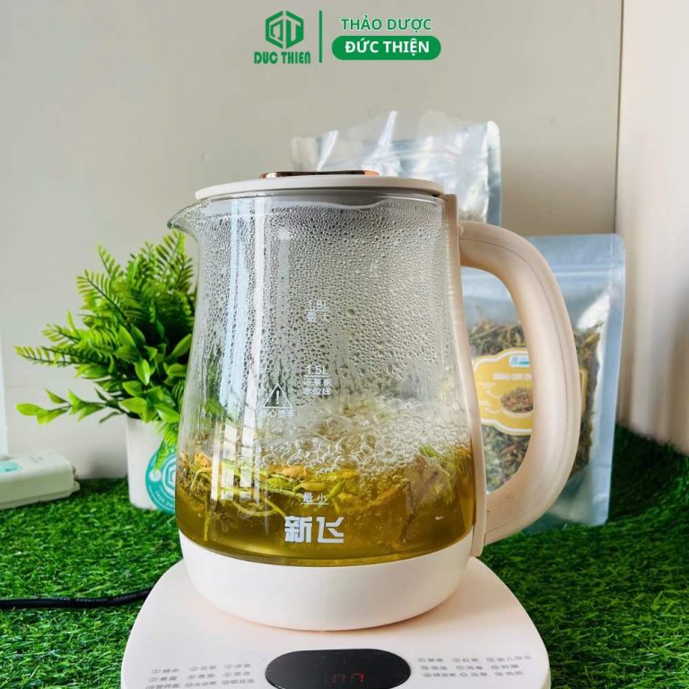 Pha trà hoa đu đủ đực thơm dễ uống