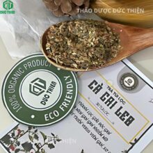 Cận cảnh bột dược liệu cà gai leo nguyên chất bên trong trà túi lọc giúp giữ nguyên hoạt chất quý.