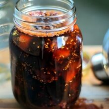 Hướng dẫn cách làm quả sung khô ngâm rượu giúp bổ thận tráng dương và mạnh gân cốt